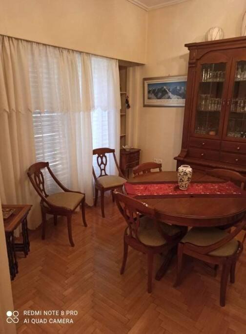 Classical Apartment At Lycabetus Hill アテネ エクステリア 写真